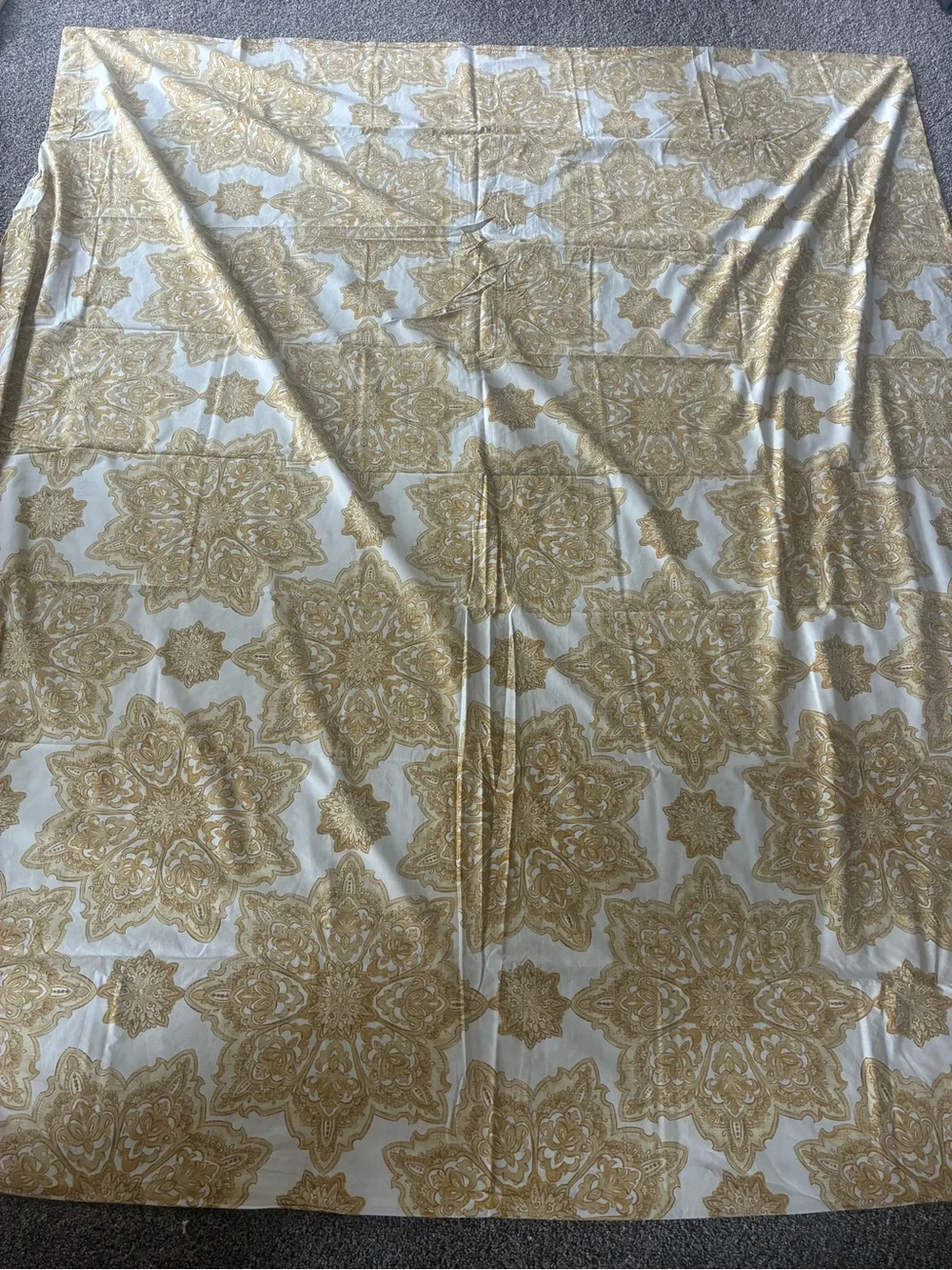 Pottery Barn Britt Yellow Gold Medallion King Duvet + Pillow Sham Boho EUC